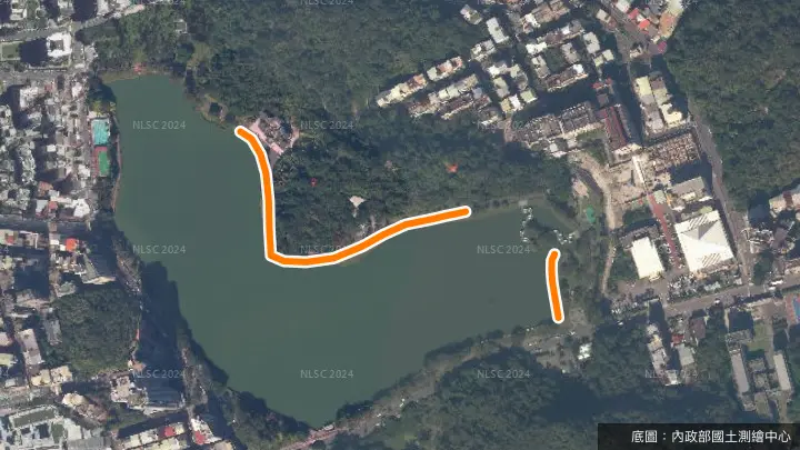 碧湖公園政府公告垂釣範圍示意圖（航照上的橘色實線，以官方公告為準）