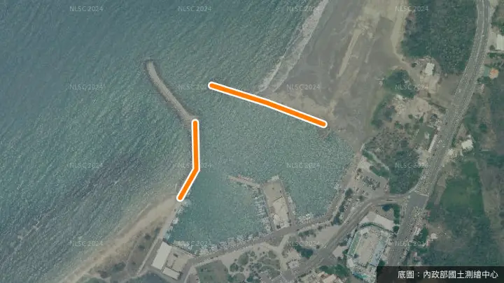 海口漁港政府公告垂釣範圍示意圖（航照上的橘色實線，以官方公告為準）